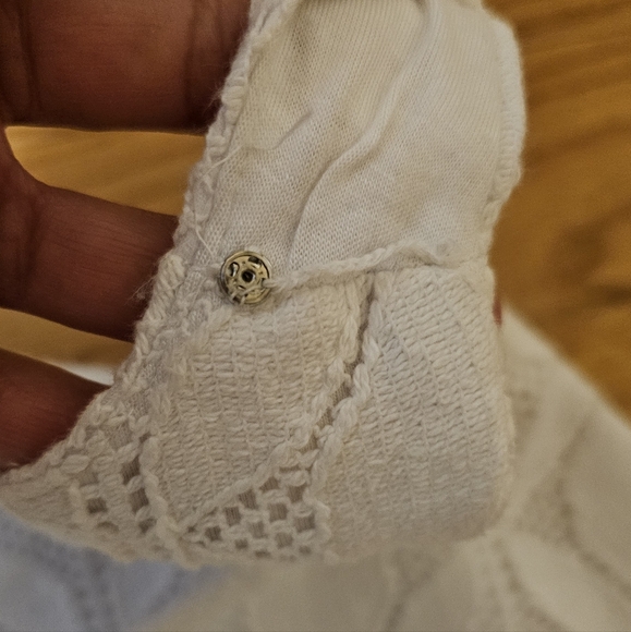 Banana Republic White Lace Dress. Size 6 - Picture 3 of 5